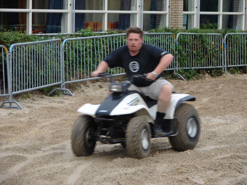 megaspektakel_2006_05.jpg
