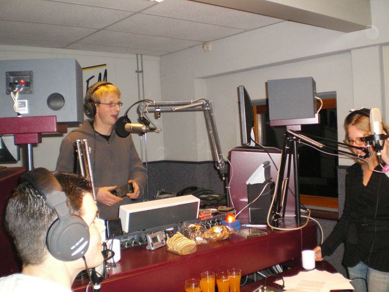 Passie_Posse_113_Midland_FM.jpg