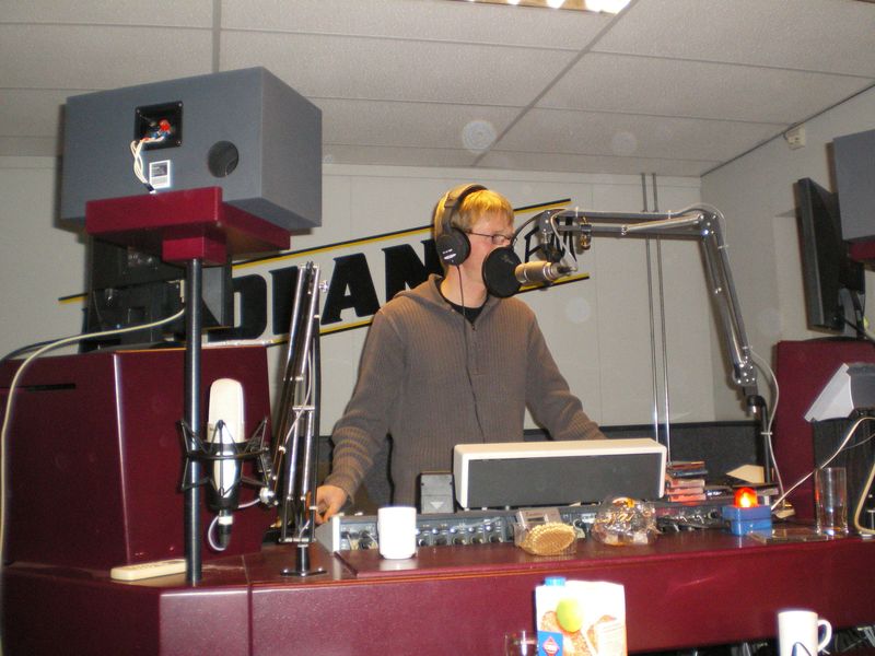 Passie_Posse_155_Midland_FM.jpg