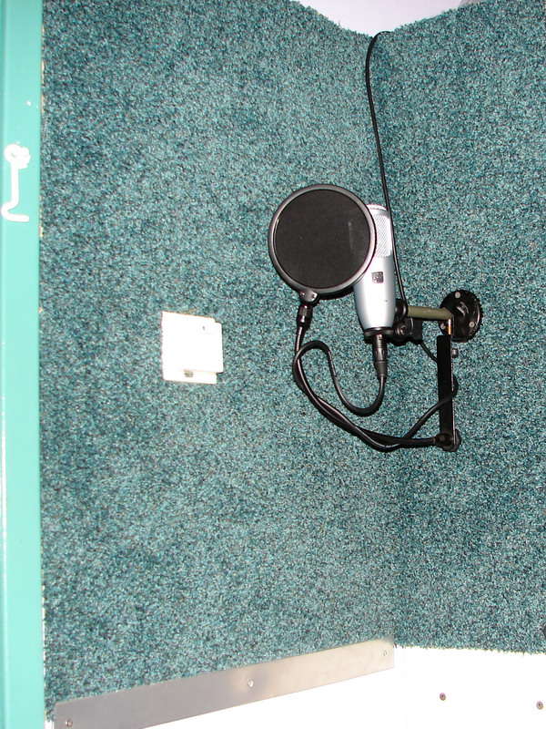 BusyR_Studio_12-2006_01_Links.jpg