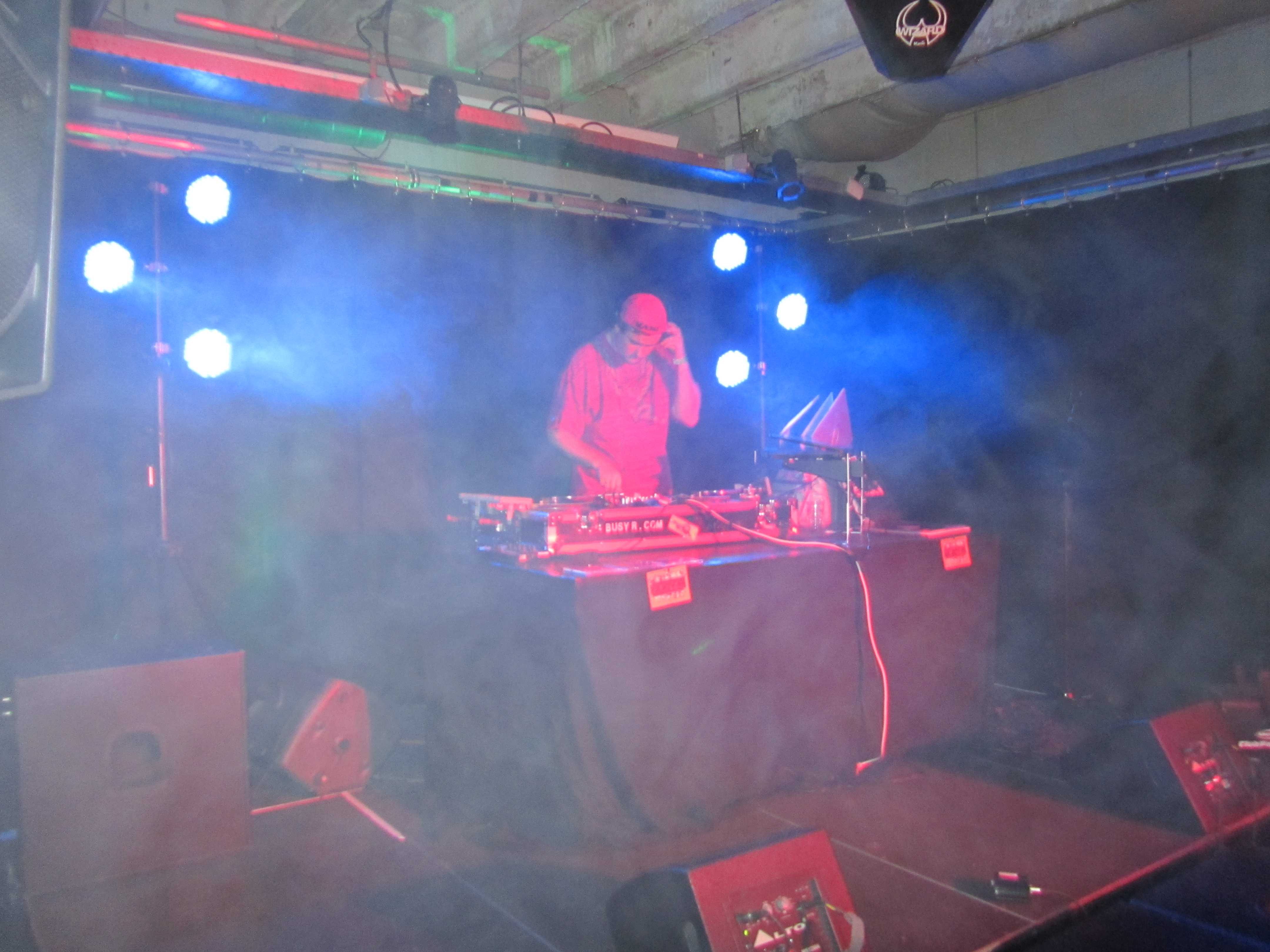 Tribes_Festival_2011_-_DJ_BusyR_04.jpg