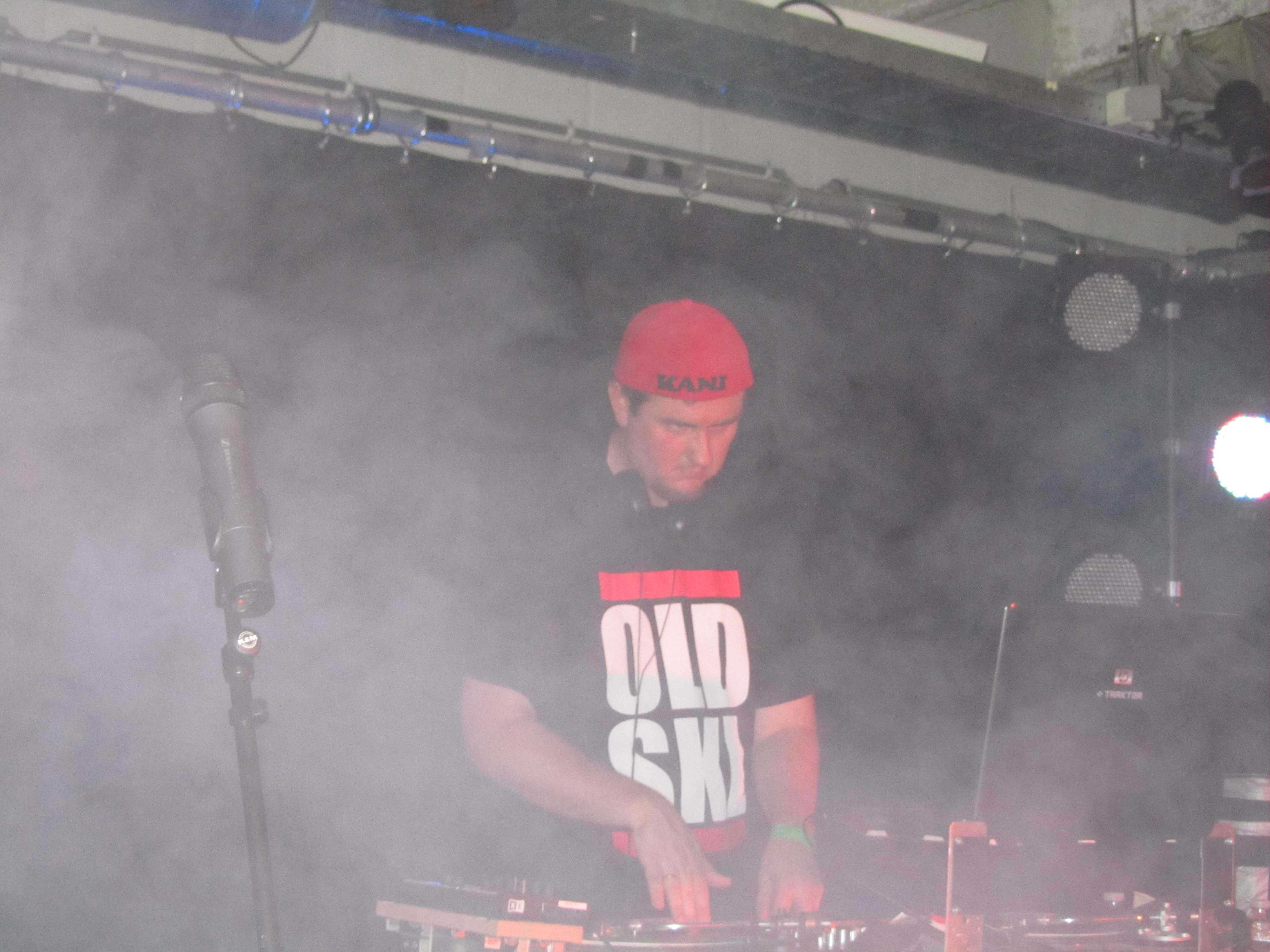 Tribes_Festival_2011_-_DJ_BusyR_21.jpg